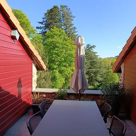 Holiday home Maison Chaleureuse, Au Calme, 5mn Chaine Des Puys *