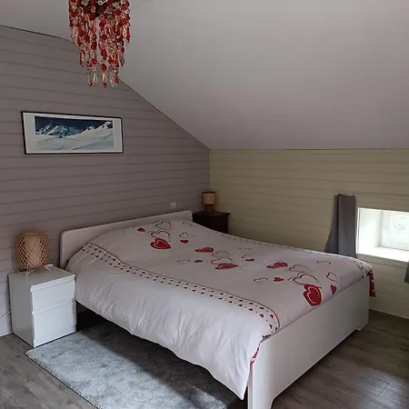Holiday home Maison Chaleureuse, Au Calme, 5mn Chaine Des Puys *